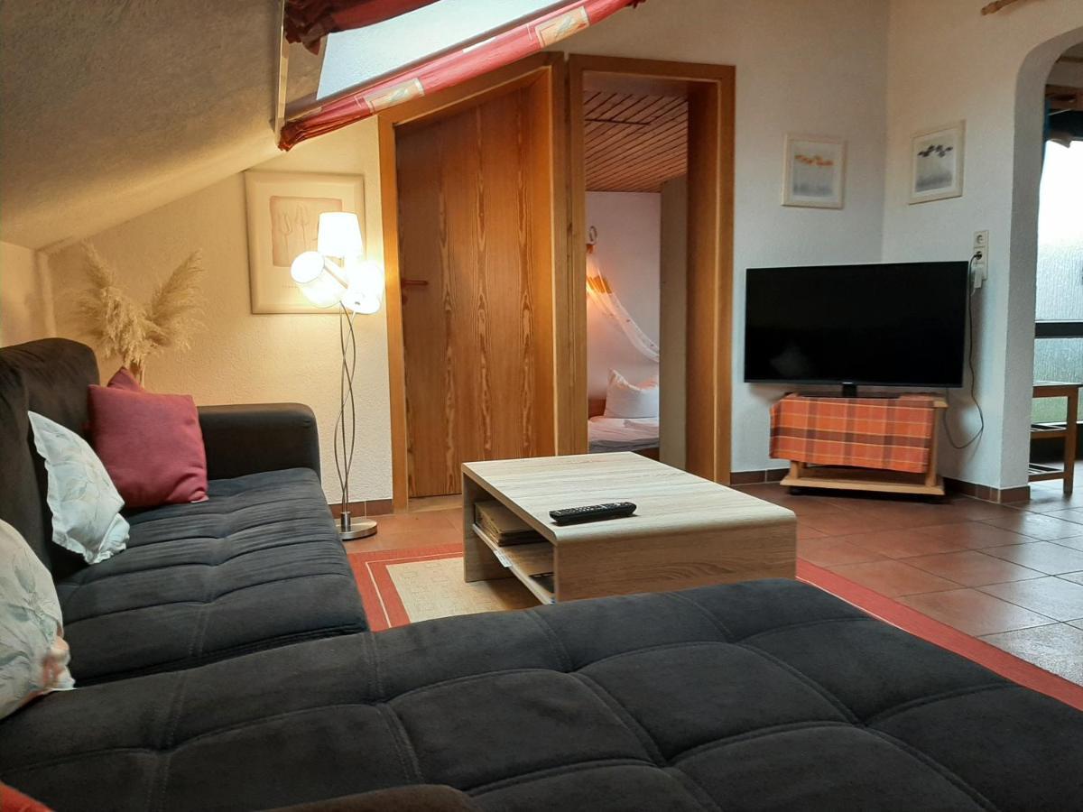 Ferienwohnung Evangeline Borsch Zell an der Mosel Dış mekan fotoğraf